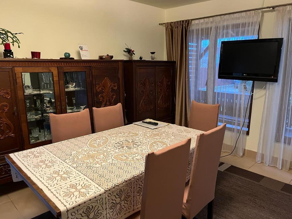 Mill House Villa Cluj-Napoca Luaran gambar