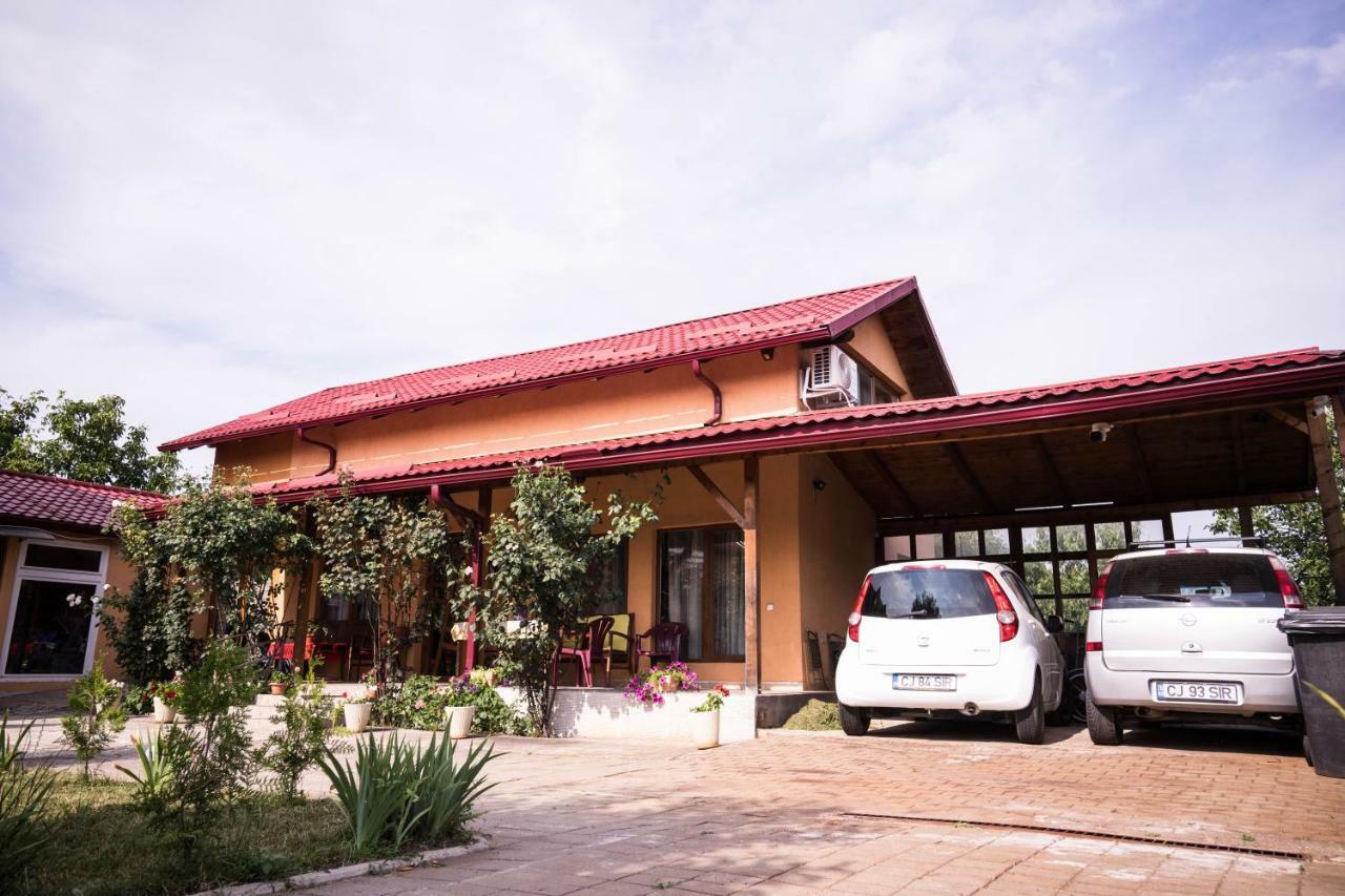 Mill House Villa Cluj-Napoca Luaran gambar