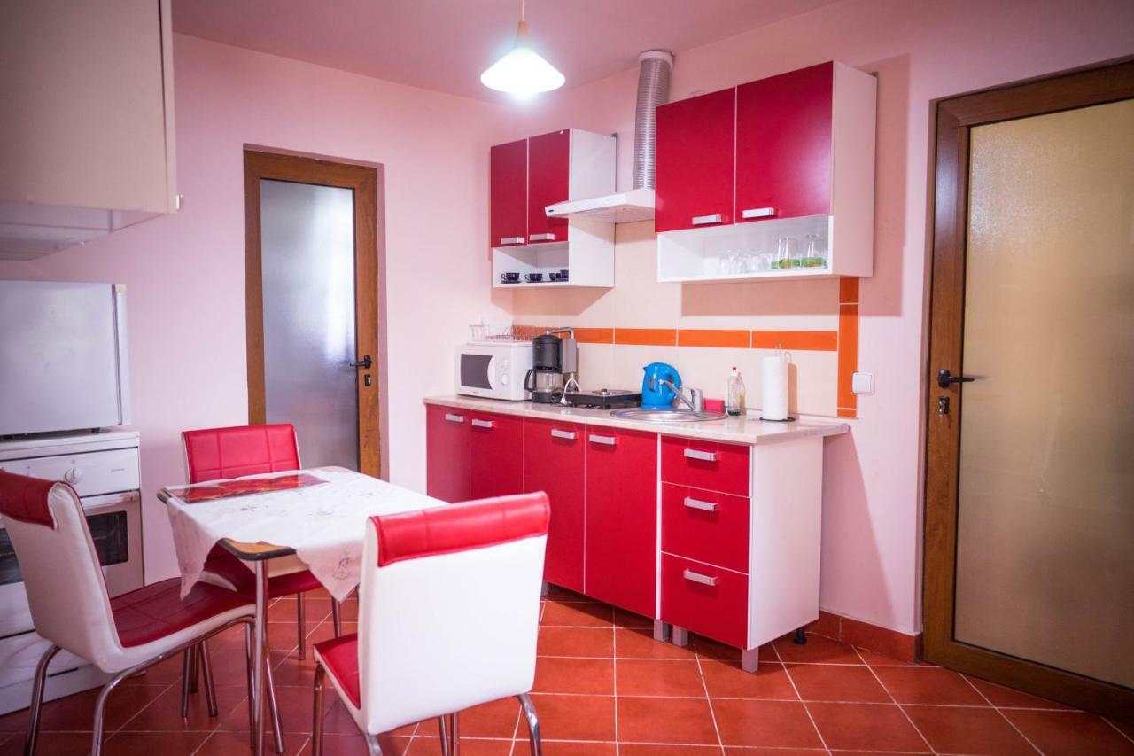 Mill House Villa Cluj-Napoca Luaran gambar